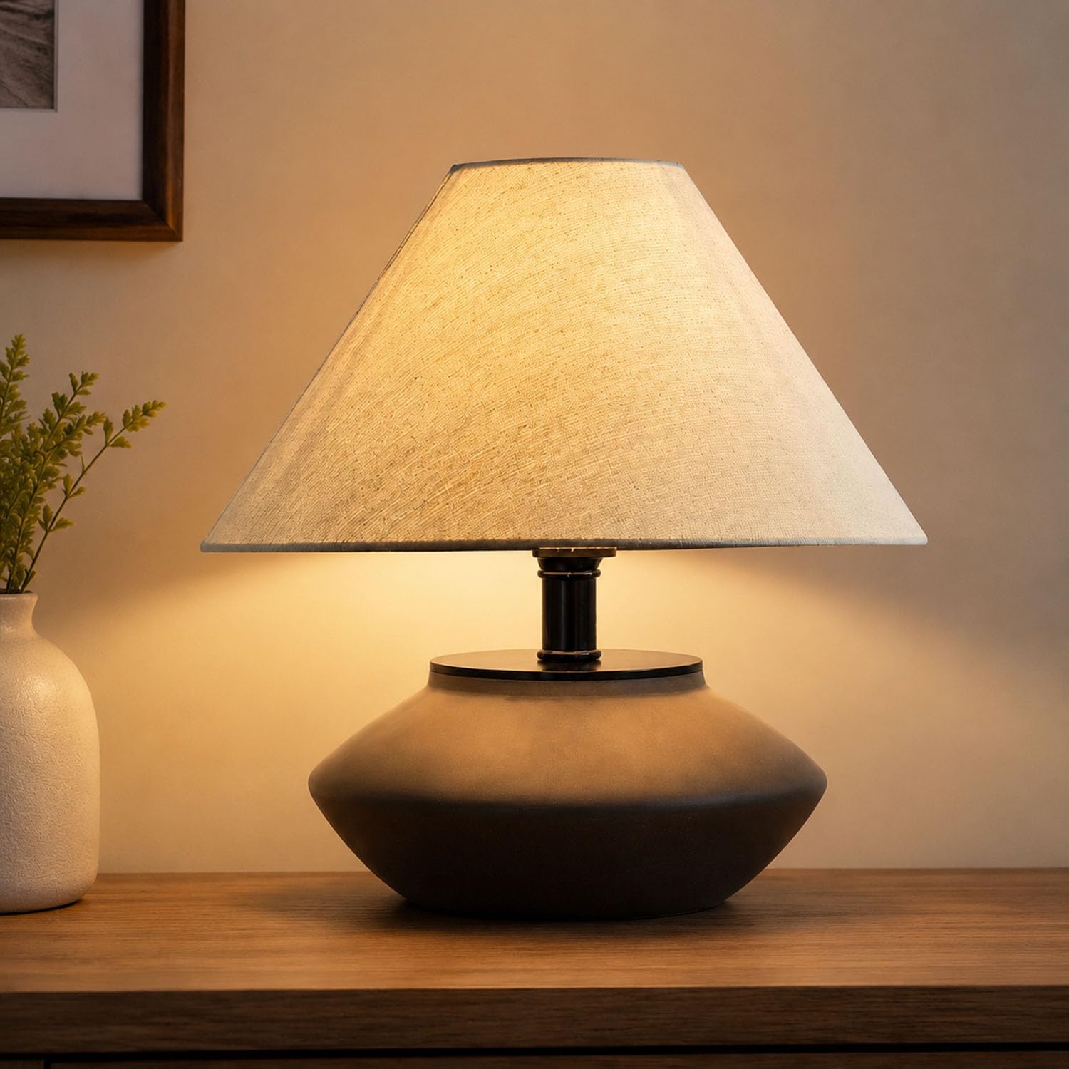 Velvero Farmhouse Ceramic Table Lamp – Black Base, Linen Shade