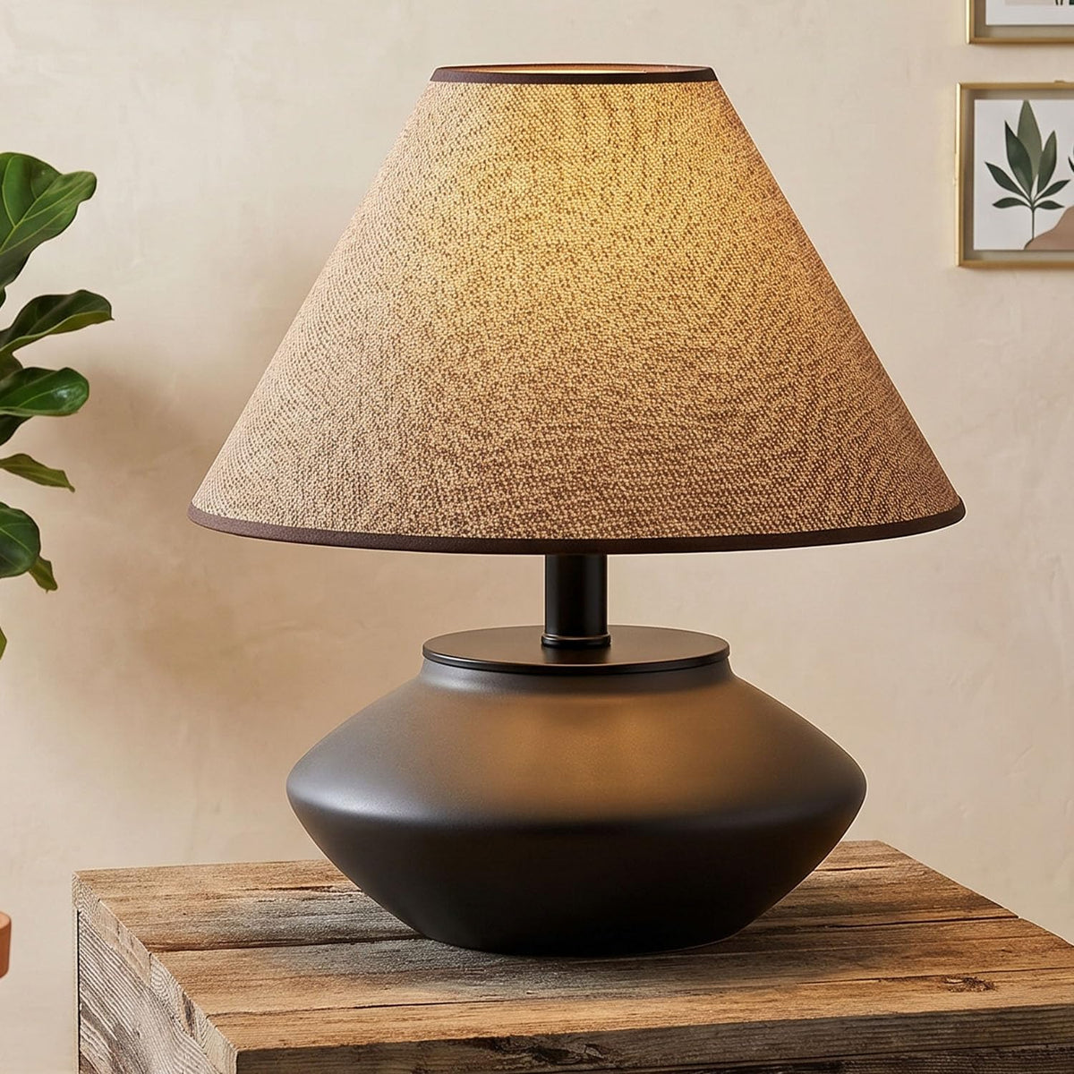 Velvero Farmhouse Ceramic Table Lamp – Black Base, Linen Shade